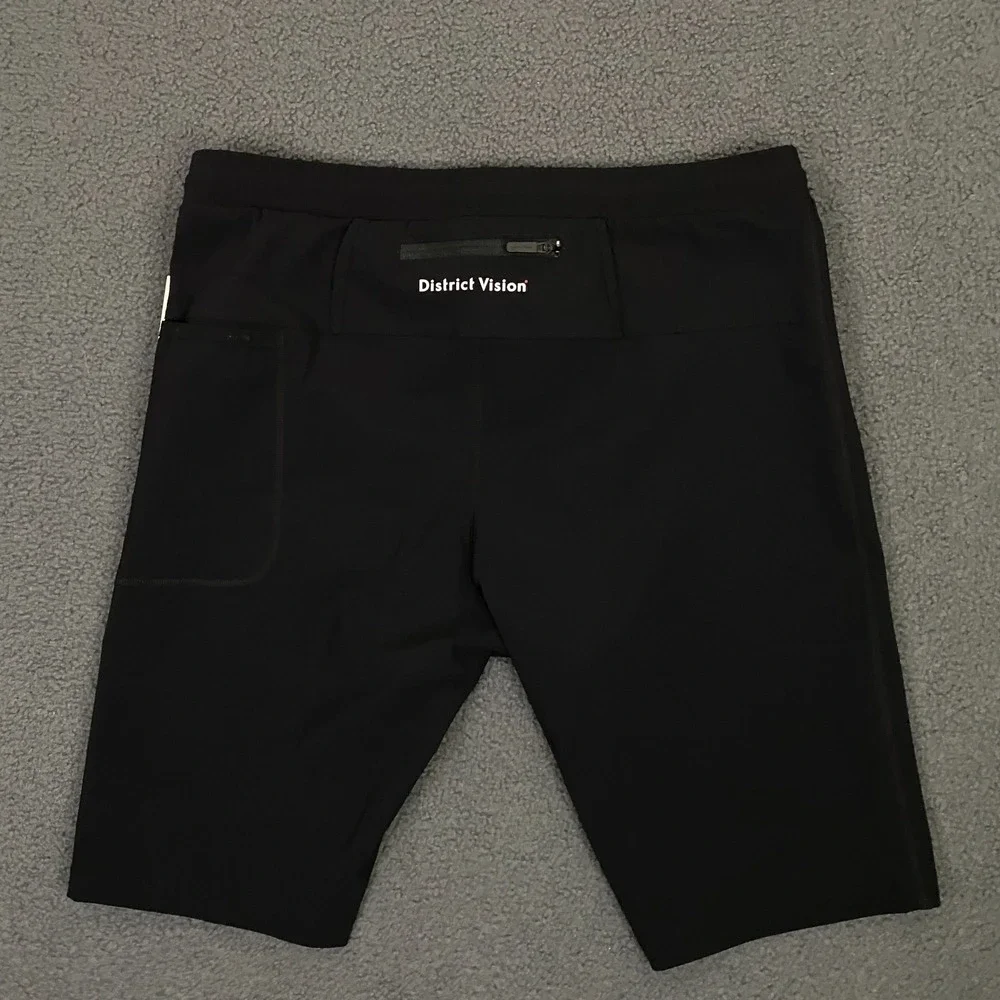 District Vision 9in Recycled Half Tights Womens Large Black Biker Shorts TomTom
